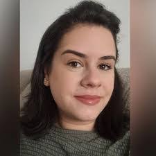 Danielle Barreto's Instagram, Twitter & Facebook