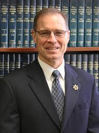 Assistant DA calls out challenger in letter to the editor