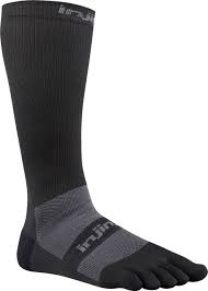 Injinji Compression Excelerator 2 0 The Ex Celerator Is Injinji S Specialist Compression Sock A Great Combination Of Their Five T Calves Toe Socks Sock Shoes