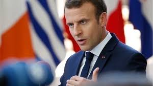 Ο πρόεδρος της γαλλίας εμανουέλ μακρόν δεν περίμενε την αντίδραση πολίτη που τον χαστούκισε όταν πήγε να τον χαιρετίσει. A8hnaiko Praktoreio Eidhsewn Makedoniko Praktoreio Eidhsewn Home