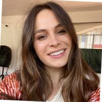 Justine Sutton's Instagram, Twitter & Facebook