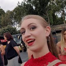 Rachel Wickham's Instagram, Twitter & Facebook