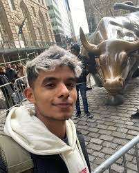 Douglas Quintero's Instagram, Twitter & Facebook