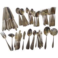 Patterns and manufacturers' marks for rogers brothers silverware may be. 109 Pc Wm Rogers Ramona 1928 Art Deco Silver Plate Flatware Set Oneida Modseller Ruby Lane