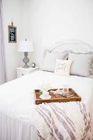 Be My Guest Create A Welcoming Guest Room For Family And Friends Farmhouse Living Guest Room Bedroom Inspirations Farmhouse Inspiration