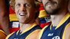 Gore's happy homecoming