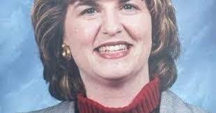 Earlene Humphries's Instagram, Twitter & Facebook