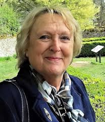 Louisa Elliott: Roberts, Ann Victoria: 9780330308779: Amazon.com: Books