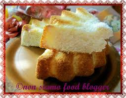 Col bimby è pronta in pochi minuti, ma scopriamo qualcosa in più riguardo questa ricetta adatta anche a chi, per scelta o perché intollerante. Torta Allo Yogurt E Cocco Senza Uova Burro E Latte Nonsiamofoodblogger