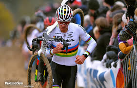 When did mathieu van der poel win his junior world title? Weltcup In Koksijde Mathieu Van Der Poel Siegt Auch Aus Der Dritten Reihe