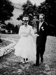 Audrey Hepburn And Mel Ferrer Photo Mel Ferrer And Audrey Hepburn S Wedding Audrey Hepburn Wedding Celebrity Bride Audrey Hepburn Photos