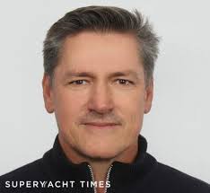 Insight: Captains vs. Brokers