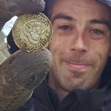 YouTube metal detectorist facing $115k fine, jail time over little-known  '75-year rule'