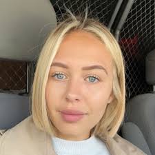 Daisy Blakemore (@DaisyBlakemore)