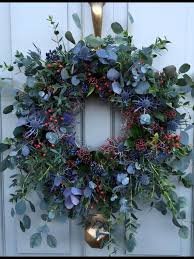 Such A Beautiful Transition Into January Christmas Wreaths Xmas Wreaths Christmas Flowers