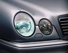 Four Eyes The Combination Of Four Elliptic Headlamps Gave The New E Class W 210 Series Its Distinctive Face This Design Had In 2020 Four Eyes New E Class Benz E