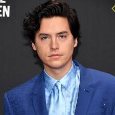 Cole mitchell sprouse (born august 4, 1992) is an american actor. Cole Sprouse Explains Much Needed Social Media Break E Online Uk