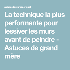 Ensuite, les mains protégées par des gants de ménage, nettoyez le plafond en plongeant le balai télescopique dans le seau rempli d'eau et de cristaux de soude, sans oubliez de passer et de repasser sur les endroits les plus sales. La Technique La Plus Performante Pour Lessiver Les Murs Avant De Peindre