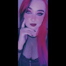 Amber Purvis (@AmberNikki759)