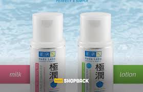 Produk ini sangat direkomendasikan untuk kulit nah, shopbackers, itulah ulasan 7 hydrating toner terbaik yang bisa kamu pilih untuk menghidrasi kulit kamu. Ini 7 Hydrating Toner Terbaik Untuk Menghidrasi Kulit Keringmu