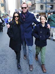 Paul bettany is a british actor best recognized for his voice role in the film 'iron man.' check out this biography to know about his birthday, childhood, family life, achievements and on a personal note, bettany is married to popular american actress jennifer connelly, with whom he has two children. Star Tracks Monday March 9 2015 Jennifer Connelly Paul Bettany Jennifer