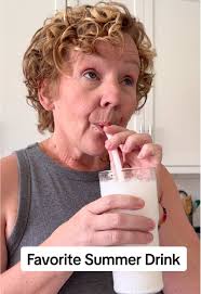 Favorite summer drink 😂 #thecarolejones Inspo @5 Borough Bagels