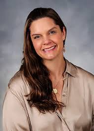 Erin Lunn's Instagram, Twitter & Facebook