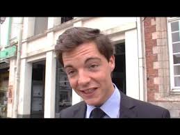 France 24 n'est pas responsable des contenus provenant de sites de tous les mandats politiques, il n'y a pas plus intéressant que celui de maire: Stephane Sieczkowski Samier Plus Jeune Maire De France Ump Youtube