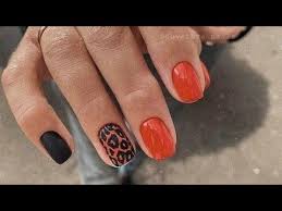 Recopilamos las mejores uñas decoradas con pedrería, entre ellas, uñas decoradas con piedras de cristal, con piedras tornasol, con piedras de swarovski, entre otras. Disenos Modernos En Unas Cortas Tendencia 2020 Youtube