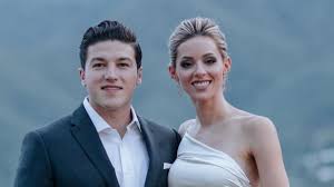Samuel garcia y mariana rodríguez son señalados por la creación de una empresa fantasma para de acuerdo con medios, la esposa del senador de movimiento ciudadano ha publicado fotografías. Samuel Garcia And His Controversy Atencion San Miguel