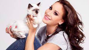 Vajna tímea sokszor magára haragította már az embereket, amikor luxusutazásairól, méregdrága ruháiról, ékszereiről vagy kocsijáról posztolt fotót. Jol Tippeltetek Ezt Tetovaltatta Magara Vajna Timea Foto Nlc