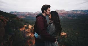 Gambar orang ciuman dan kata kata romantis. 10 Kata Kata Maaf Untuk Suami Yang Penuh Makna Popmama Com