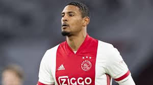 Historically, ajax is the most successful club in the netherlands, with 35 eredivisie titles and 20 knvb cups. Uefa Bleibt Hart Haller Definitiv Nicht In Der Europa League Fur Ajax Amsterdam Verfugbar Transfermarkt