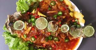 Digantikan dengan ikan bawal, ikan masak tiga rasa memang tak asing lagi di restoran masakan thai di malaysia. Resepi Ikan Siakap Tiga Rasa Simple Paling Sedap Dan Mudah