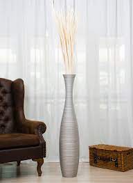 Il vaso da arredo contemporaneo è lo specchio di espressione artistica e di personalità, e oggi funziona anche senza fiori. Complementi D Arredo Moderni E Contemporanei Esclusivi Vasi Da Terra E Da Fiori