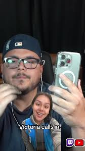 Sugar Lips Victoria Break Up