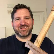 Books & Braun (@BooksAndBraun)