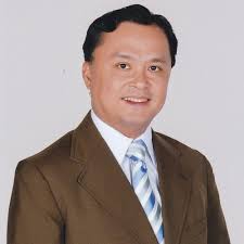 Francis Samonte's Instagram, Twitter & Facebook