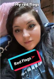 Emily Bratcher (@xqueen_emx)