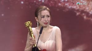 44歲逆齡天后蔡依林富國島被偶遇清涼穿搭生圖曝光沙灘紮紮跳宛如 ...