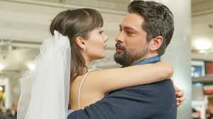 Forbidden Fruit Anticipazioni 17 dicembre 2025: Zeynep lascia Dundar e  torna con Alihan!