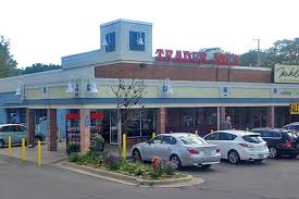 Trader Joe S Ann Arbor 678 Grocery Store On 2398 East Stadium Blvd In Ann Arbor Mi Wine Store Ann Arbor Grocery