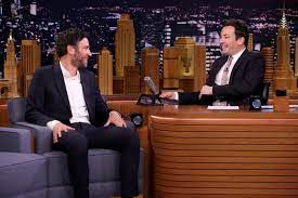 Kimsenin dikkatini cekmemis ama josh radnor bu karakteri sahsimca gereginden fazla jimmy fallon rolleri tarzinda oynamaktadir. Josh Radnor On Twitter I Will Be On Fallontonight This Evening Talking Nbcrise As Well As Offering Conclusive Proof That Jimmyfallon And I Are Two Separate People Https T Co Zehkv9j5qn