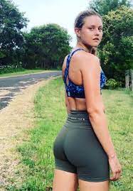 Young australian actress isabelle cornish has incredible slender figure. Isabelle Cornish 12 03 2020 Celebmafia