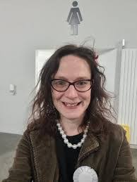 Janine Orr's Instagram, Twitter & Facebook