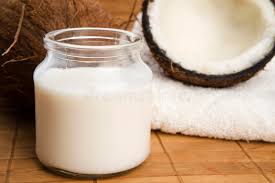 Noix De Coco Remplie Du Lait De Cocos Photo Stock Image Du Coconut Nutrition 30476932