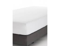 Ces draps housses 90x200 de fabrication française comportent des coins largement élastiqués pour une tenue impeccable. Draps Housses 90x200 Cm En Coton Bio Chambrekids