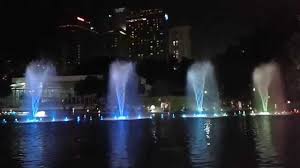 Suria Klcc Water Fountain Light Show Kuala Lumpur Malaysia Fountain Lights Kuala Lumpur Shopping Fountains Outdoor