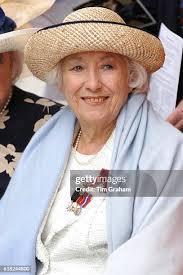 387 Vera Charles Stock Photos, High-Res Pictures, and Images