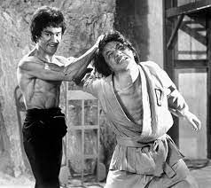 With jackie chan, biao yuen, pai wei, lily li. Thomas Frey Csp Auf Twitter Bruce Lee Beating Up Young Jackie Chan In The Chinese Connection In 1972 Https T Co B09a0tkdt8 Brucelee Jackiechan Hollywood Https T Co Ajnpyhl3oe